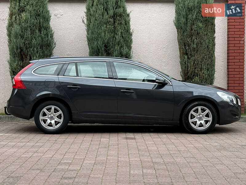 Универсал Volvo V60 2012 в Стрые фото 9 Универсал Volvo V60 2012 в Стрые