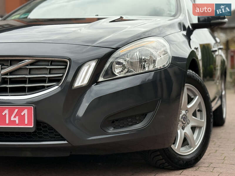 Универсал Volvo V60 2012 в Стрые фото 19 Универсал Volvo V60 2012 в Стрые