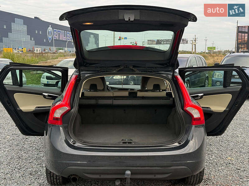 Универсал Volvo V60 2013 в Львове