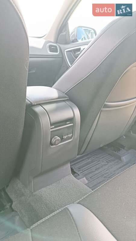 Універсал Volvo V60 2014 в Житомирі фото 4 Універсал Volvo V60 2014 в Житомирі