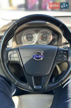 Універсал Volvo V60 2012 в 