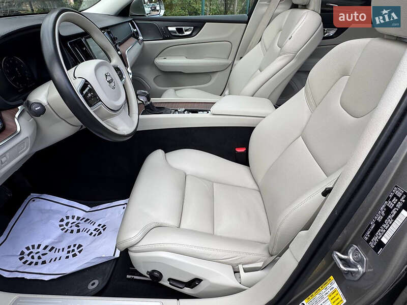 Універсал Volvo V60 2020 в Дрогобичі