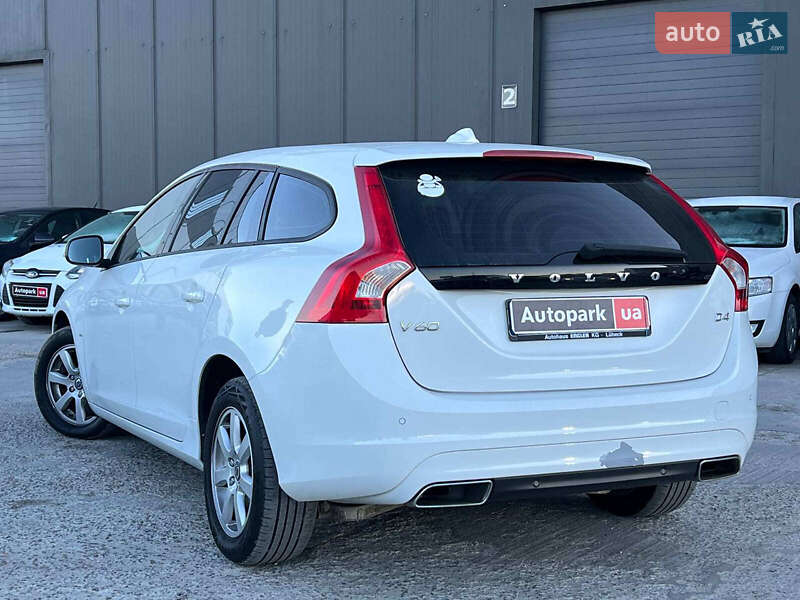 Універсал Volvo V60 2014 в Львові