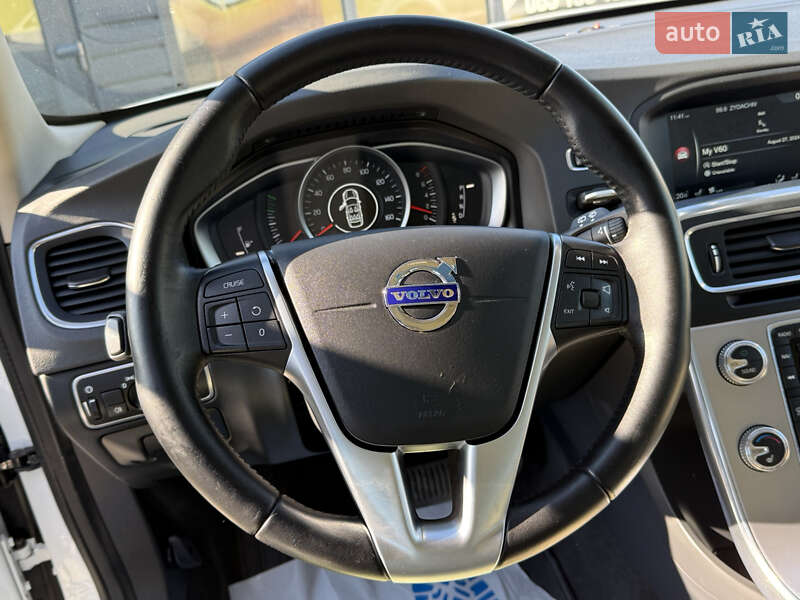 Универсал Volvo V60 2017 в Стрые фото 54 Универсал Volvo V60 2017 в Стрые