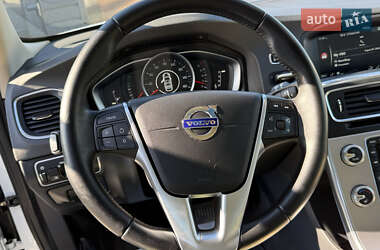 Універсал Volvo V60 2017 в 