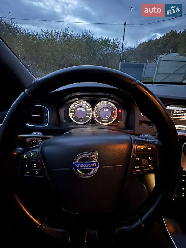 Універсал Volvo V60 2011 в Трускавці