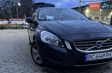 Универсал Volvo V60 2011 в 