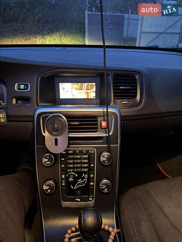 Універсал Volvo V60 2011 в Трускавці