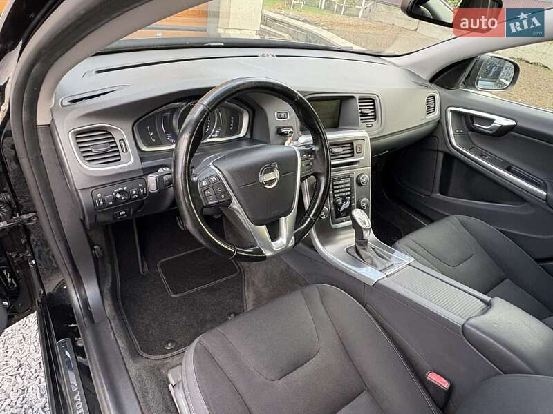 Універсал Volvo V60 2012 в Рівному фото 16 Універсал Volvo V60 2012 в Рівному