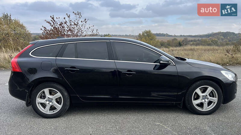 Универсал Volvo V60 2012 в Тернополе