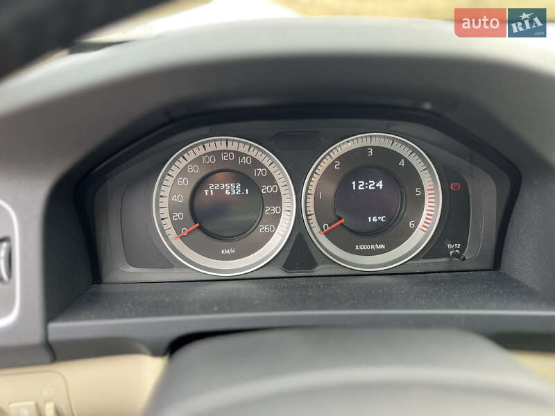 Универсал Volvo V60 2012 в Тернополе