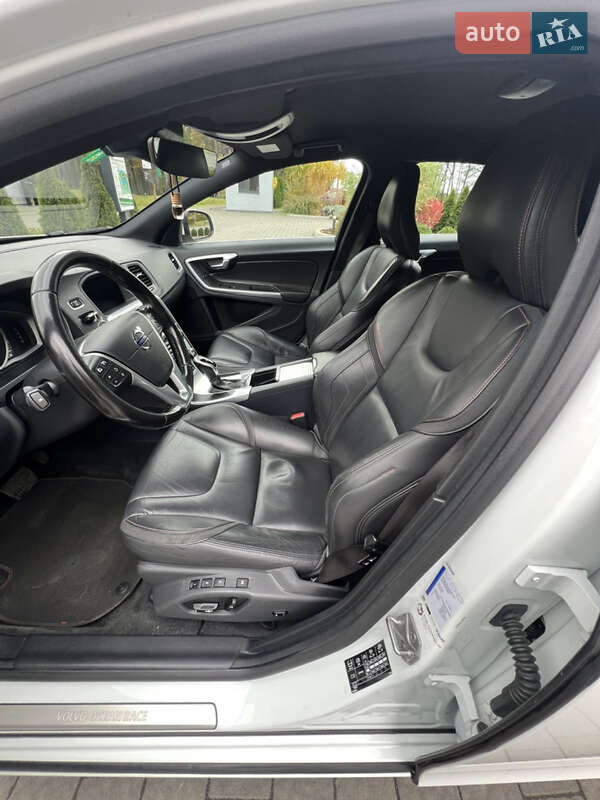 Універсал Volvo V60 2016 в Луцьку фото 24 Універсал Volvo V60 2016 в Луцьку