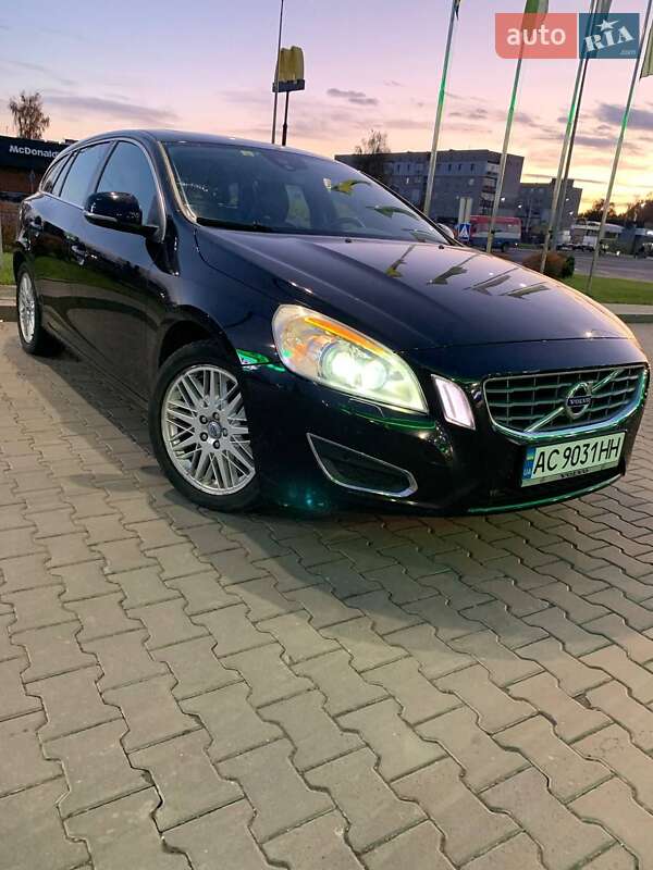 Универсал Volvo V60 2011 в Львове фото 7 Универсал Volvo V60 2011 в Львове