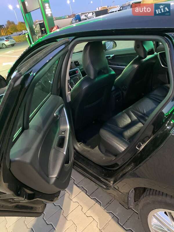 Универсал Volvo V60 2011 в Львове фото 12 Универсал Volvo V60 2011 в Львове