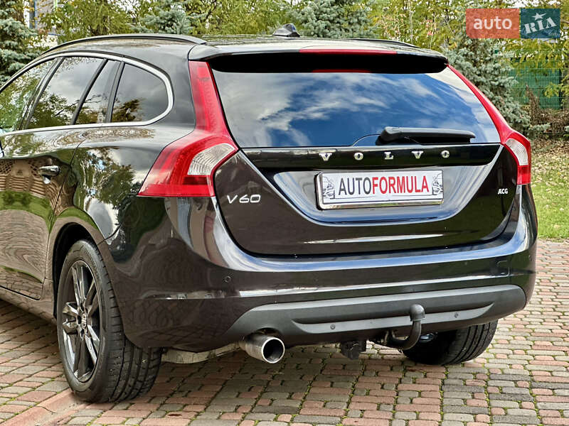 Універсал Volvo V60 2013 в Києві
