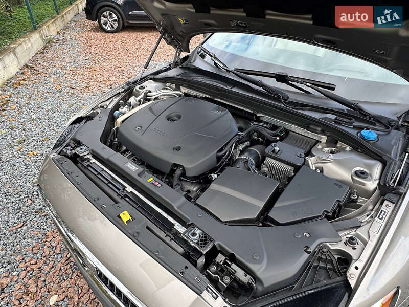 Универсал Volvo V60 2020 в Дрогобыче фото 101 Универсал Volvo V60 2020 в Дрогобыче