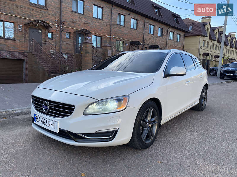 Універсал Volvo V60 2014 в Кропивницькому