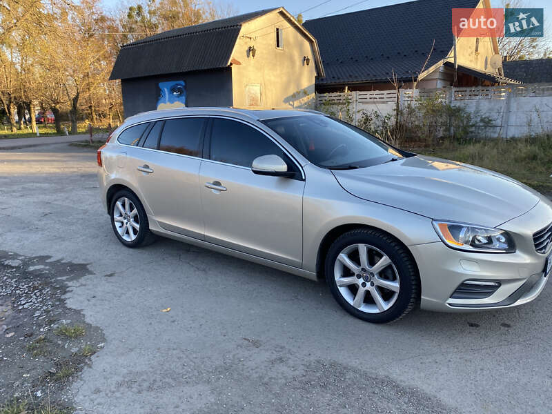 Универсал Volvo V60 2016 в Львове фото 19 Универсал Volvo V60 2016 в Львове