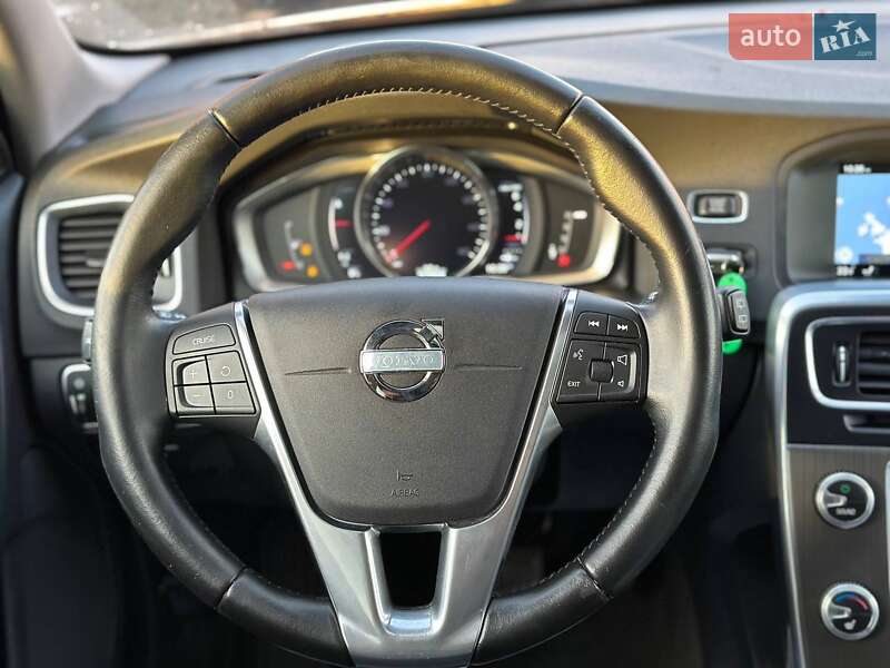 Універсал Volvo V60 2015 в Луцьку фото 14 Універсал Volvo V60 2015 в Луцьку