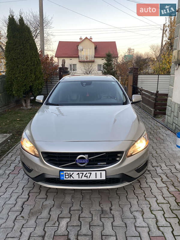 Универсал Volvo V60 2016 в Львове фото 41 Универсал Volvo V60 2016 в Львове