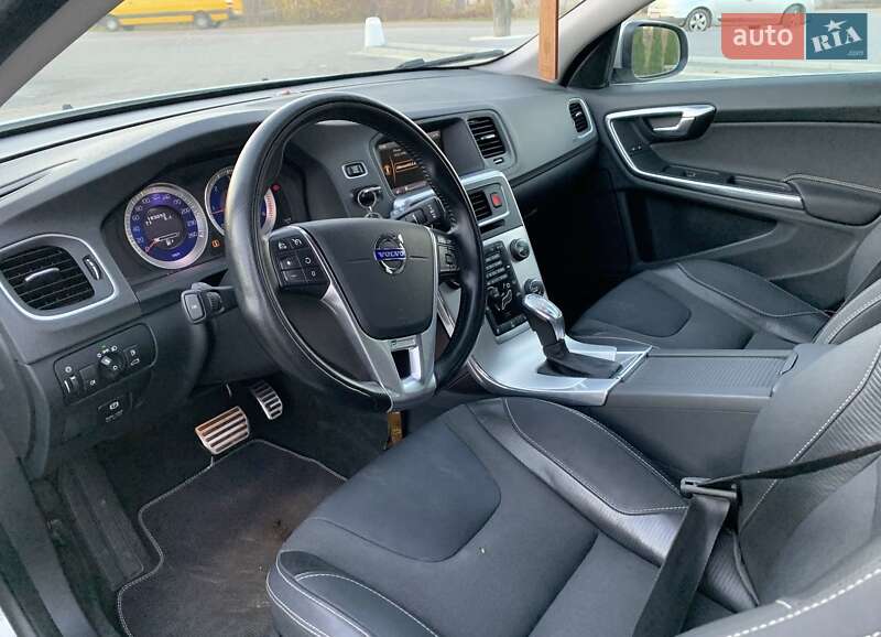 Універсал Volvo V60 2013 в Кременці