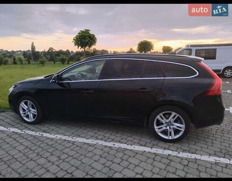 Універсал Volvo V60 2013 в Шепетівці