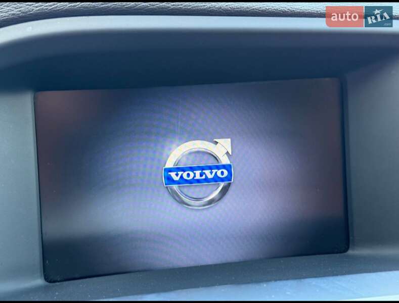 Універсал Volvo V60 2013 в Шепетівці