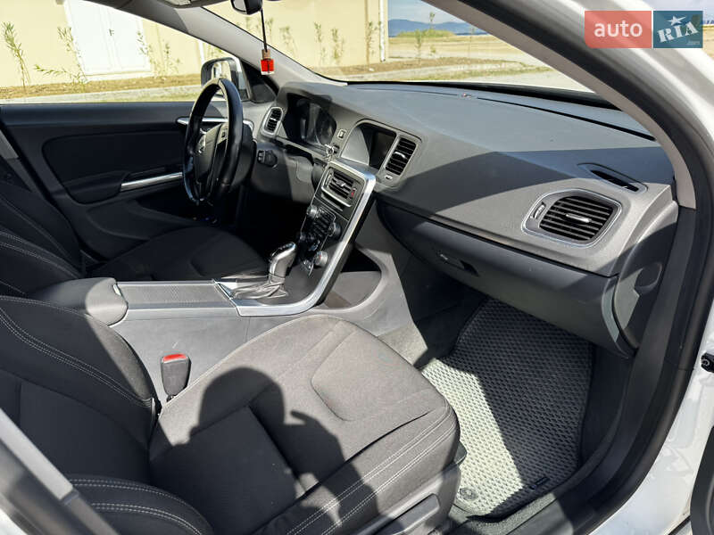 Універсал Volvo V60 2013 в Харкові фото 6 Універсал Volvo V60 2013 в Харкові