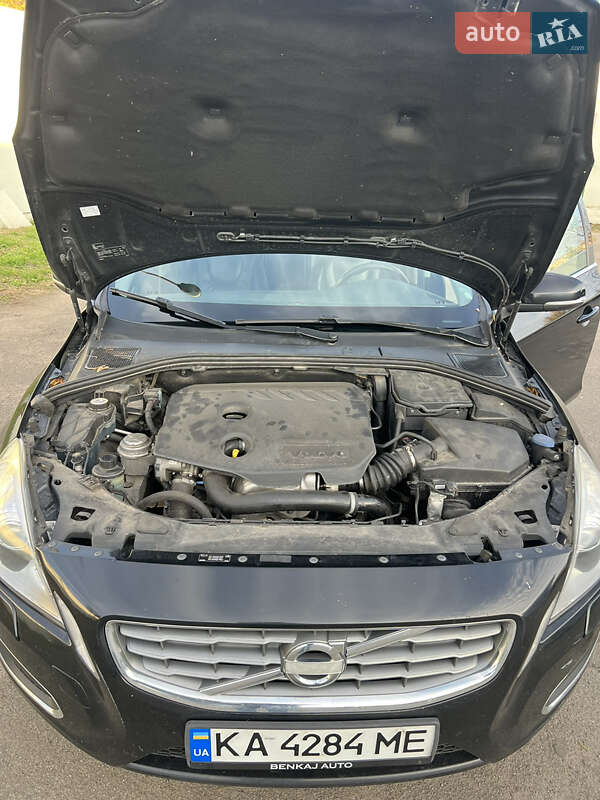 Універсал Volvo V60 2011 в Києві