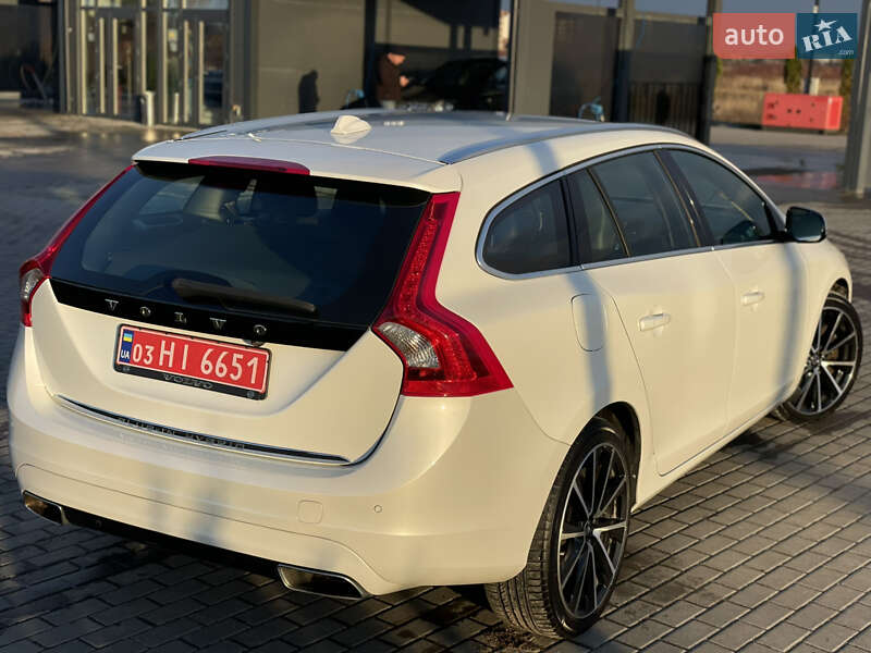 Універсал Volvo V60 2014 в Золочеві