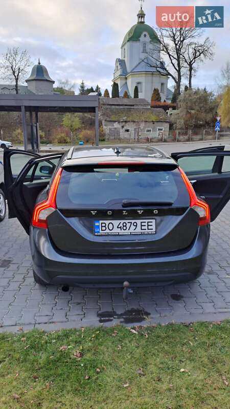 Универсал Volvo V60 2011 в Зборове