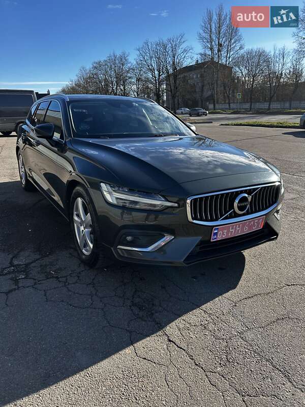Универсал Volvo V60 2019 в Львове