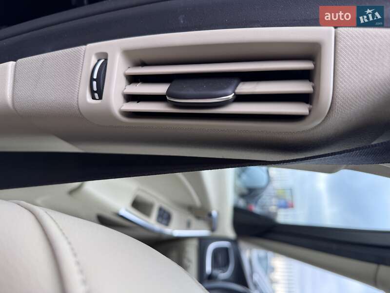 Універсал Volvo V60 2012 в Києві