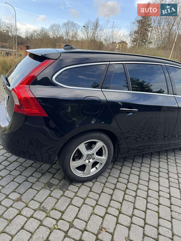 Універсал Volvo V60 2010 в Трускавці