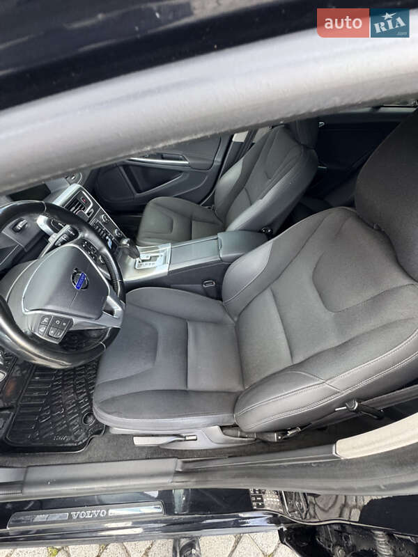 Універсал Volvo V60 2010 в Трускавці