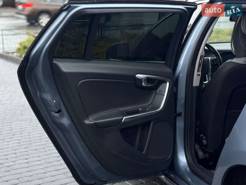 Универсал Volvo V60 2016 в Хмельницком