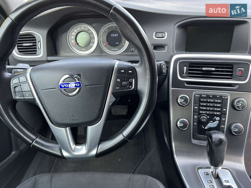 Универсал Volvo V60 2011 в Черкассах