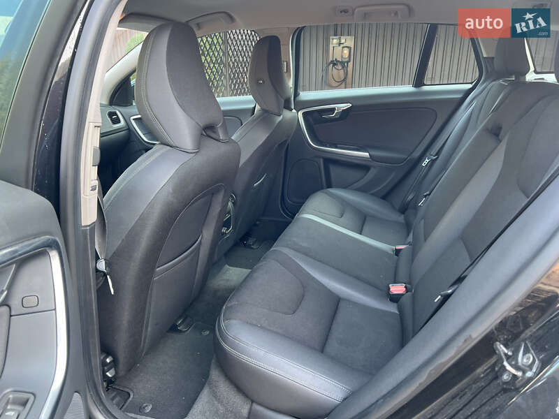 Универсал Volvo V60 2011 в Черкассах