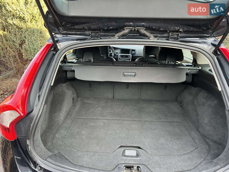 Универсал Volvo V60 2011 в Черкассах