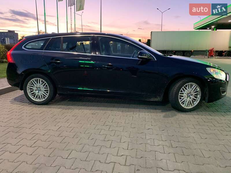 Универсал Volvo V60 2011 в Львове фото 9 Универсал Volvo V60 2011 в Львове