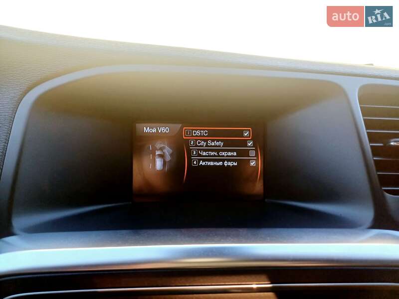 Универсал Volvo V60 2012 в Киеве