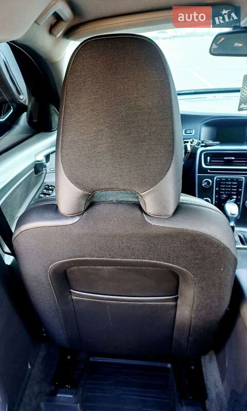 Универсал Volvo V60 2012 в Киеве
