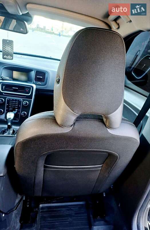 Универсал Volvo V60 2012 в Киеве