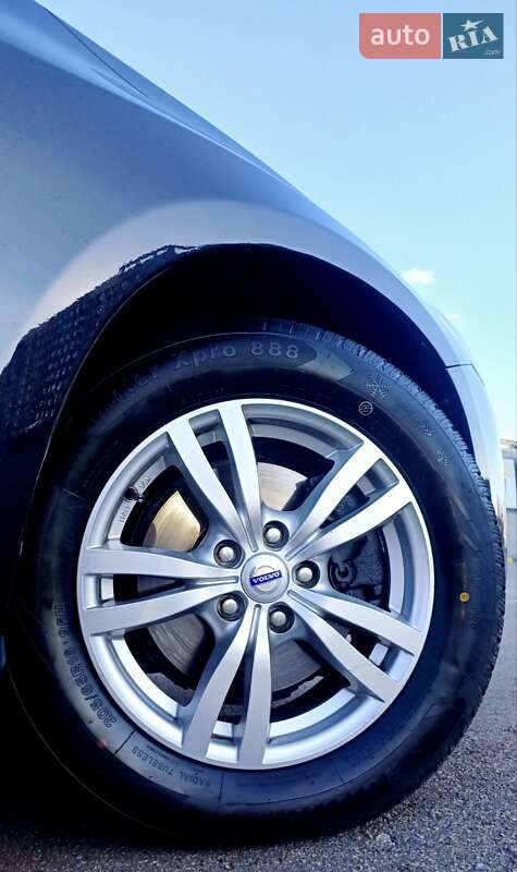 Универсал Volvo V60 2012 в Киеве