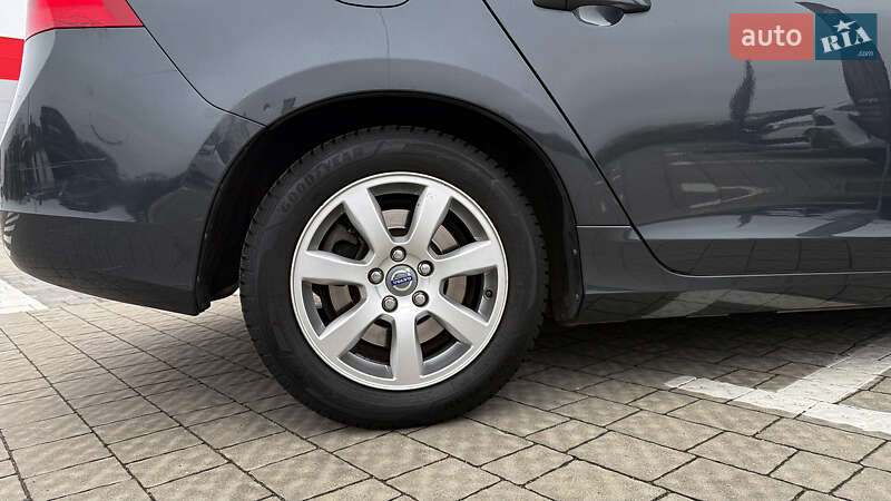 Универсал Volvo V60 2011 в Ровно