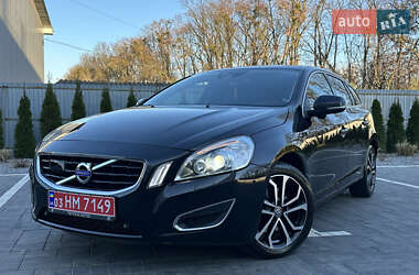 Универсал Volvo V60 2011 в Луцке