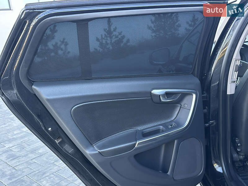Универсал Volvo V60 2011 в Луцке