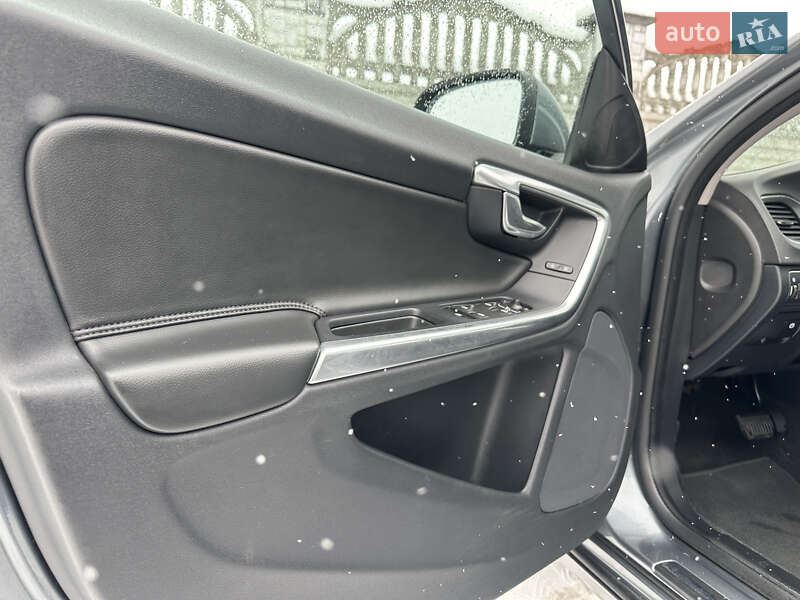 Универсал Volvo V60 2016 в Стрые