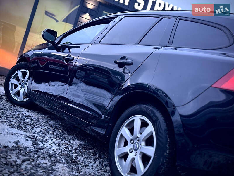 Універсал Volvo V60 2011 в Стрию