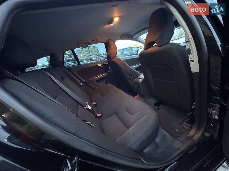 Універсал Volvo V60 2011 в Стрию